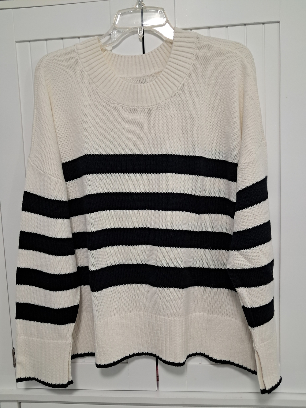 Beachy Striped Ivory and Black Crewneck Sweater - Sonoma Sz XL NAUTICAL